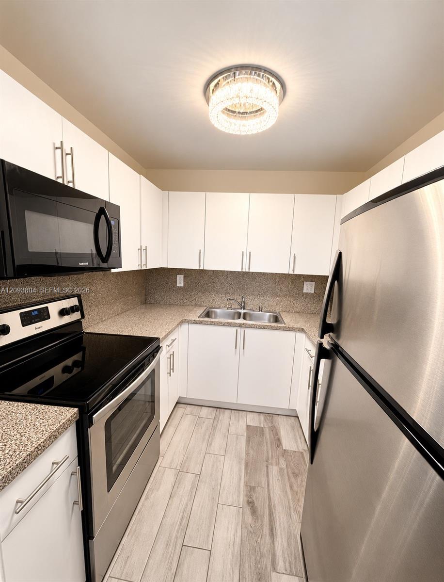 1885 W 56th Street