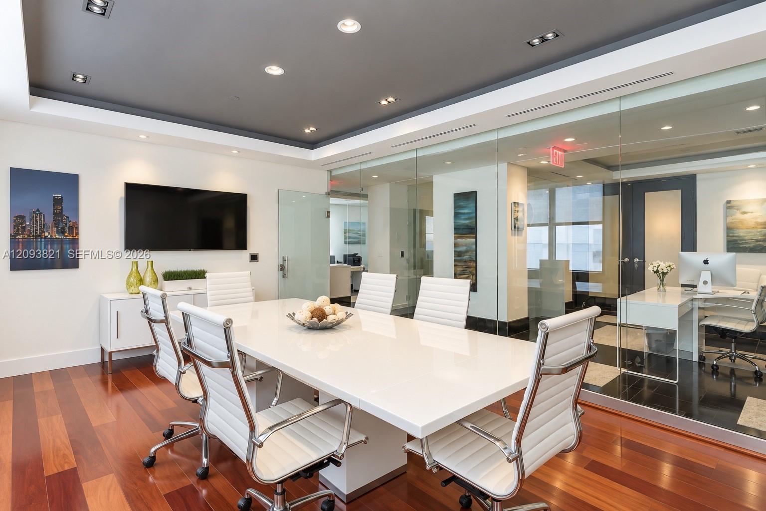 1000 Brickell Avenue gallery image #3