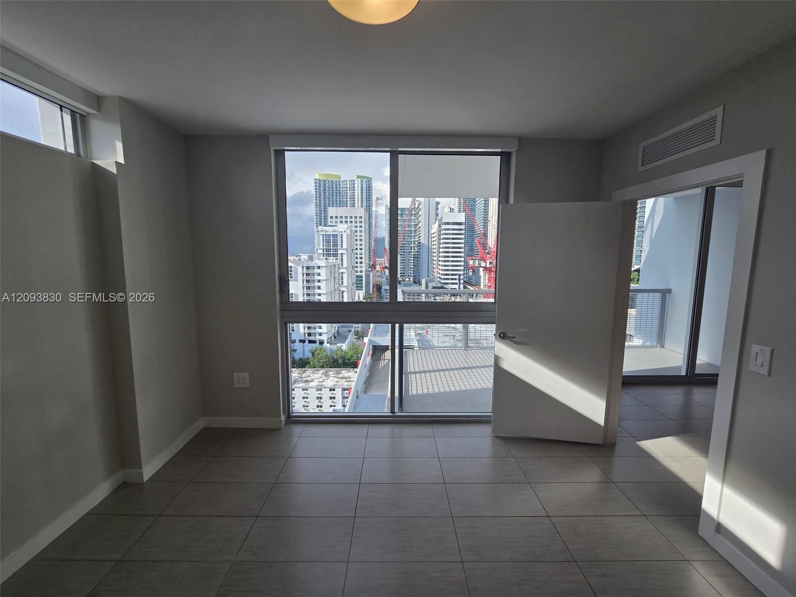 117 SW 10th Street gallery image #14