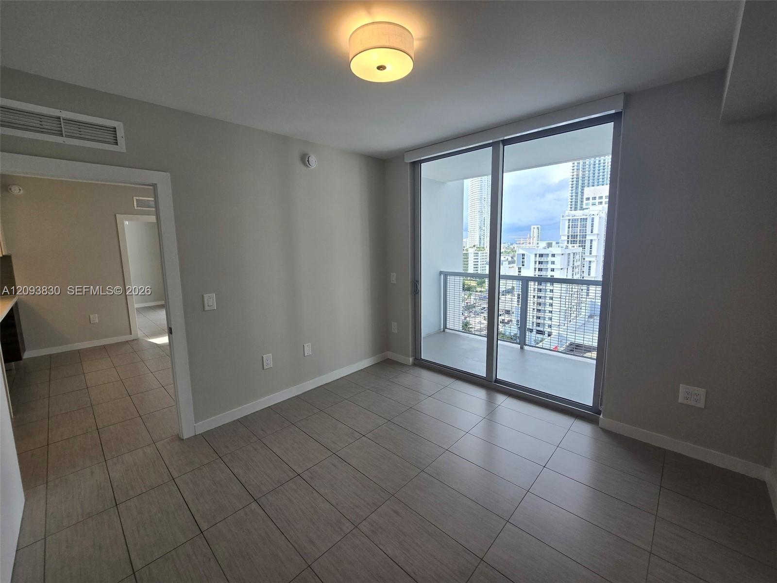 117 SW 10th Street gallery image #17