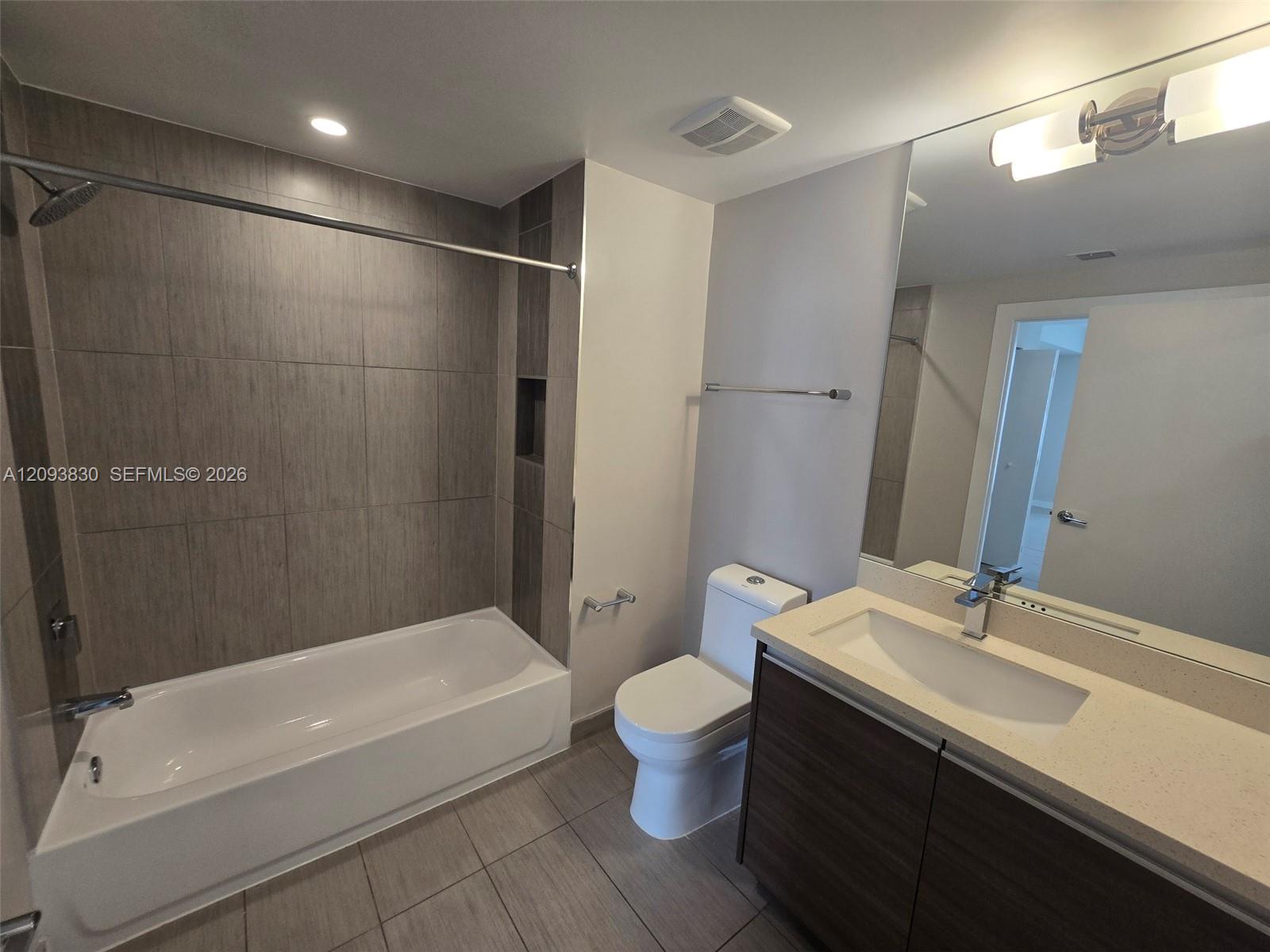 117 SW 10th Street gallery image #18