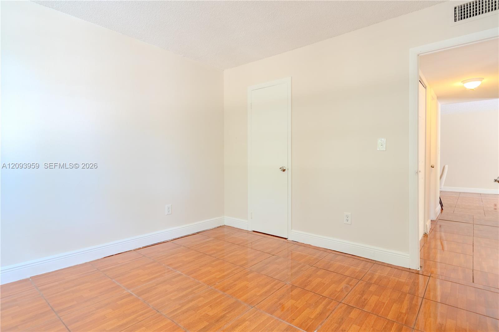 482 NW 165th St Road