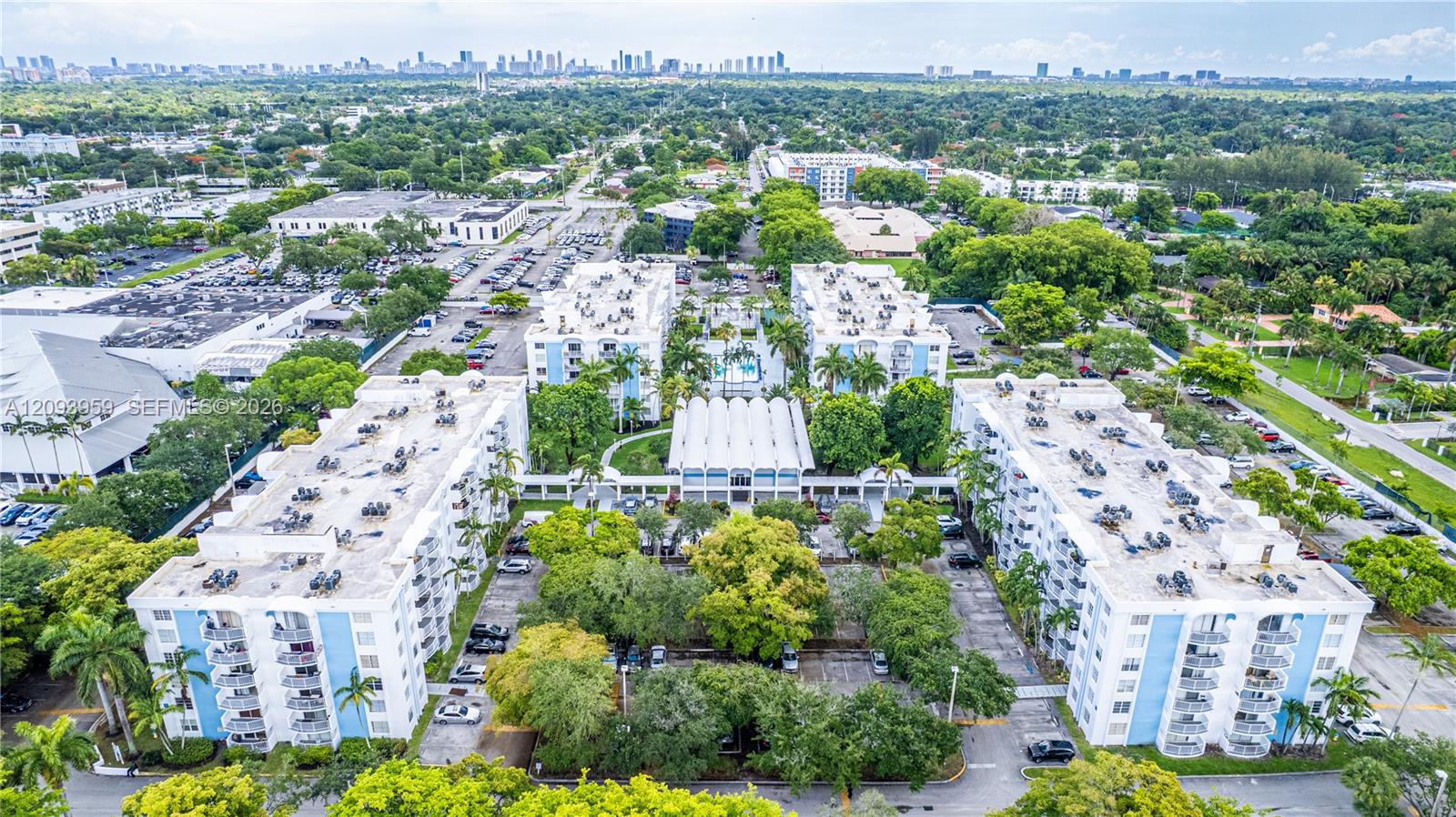 482 NW 165th St Road