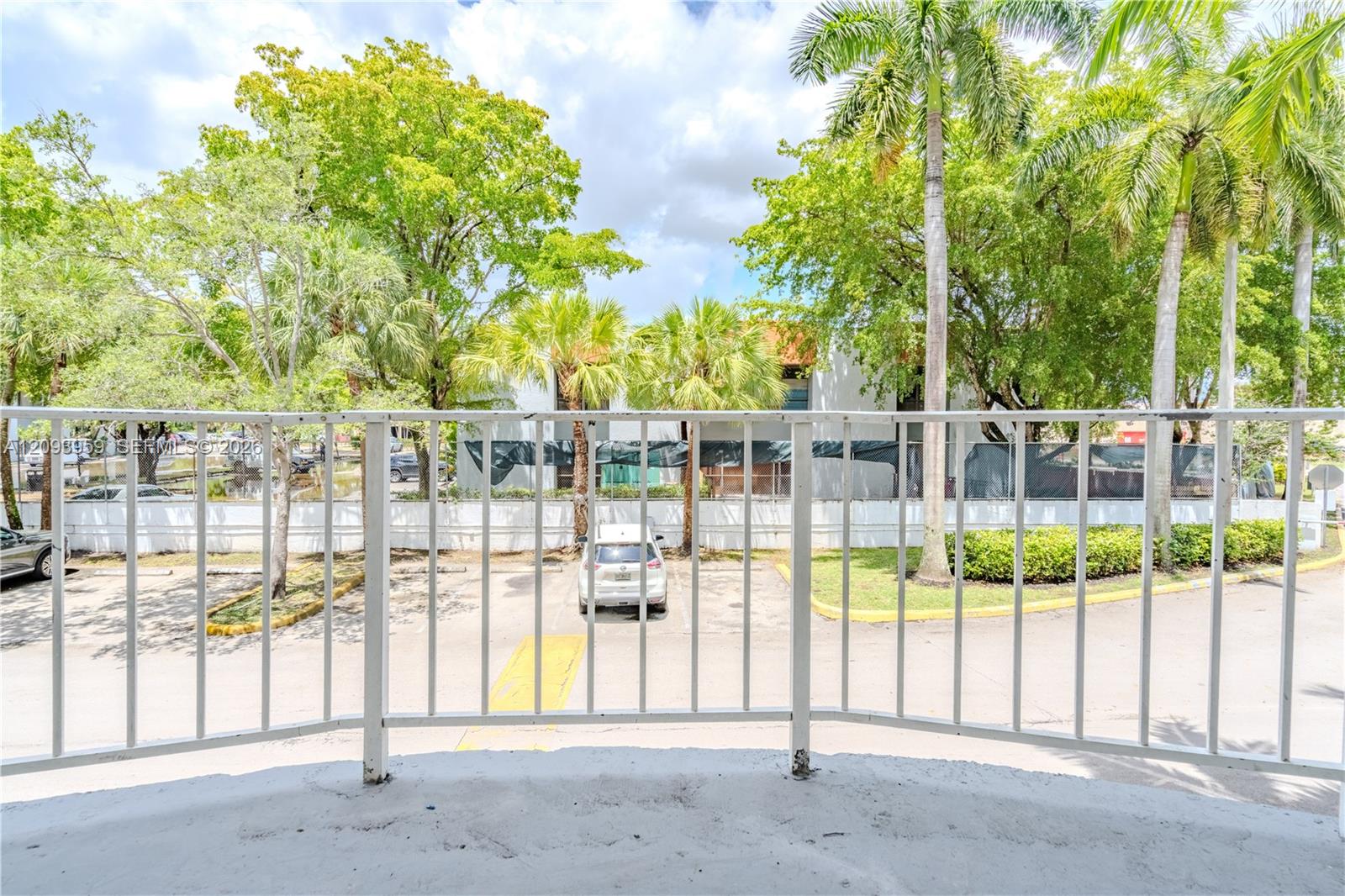 482 NW 165th St Road