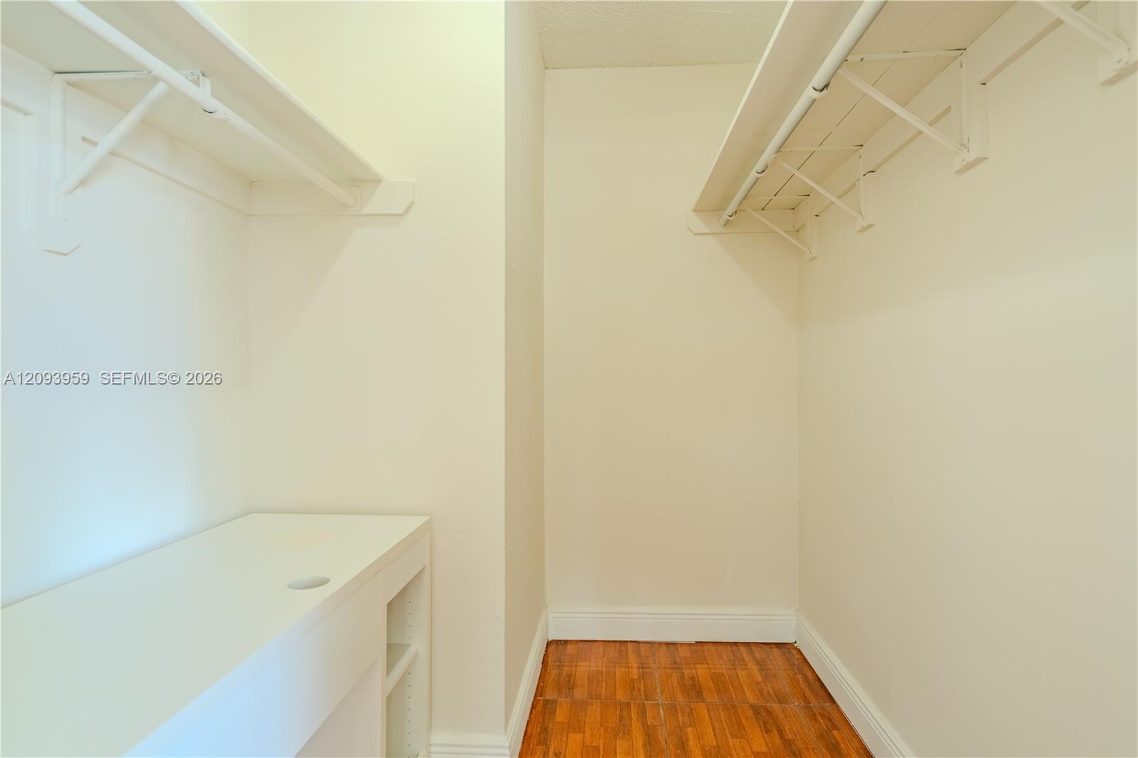 482 NW 165th St Road