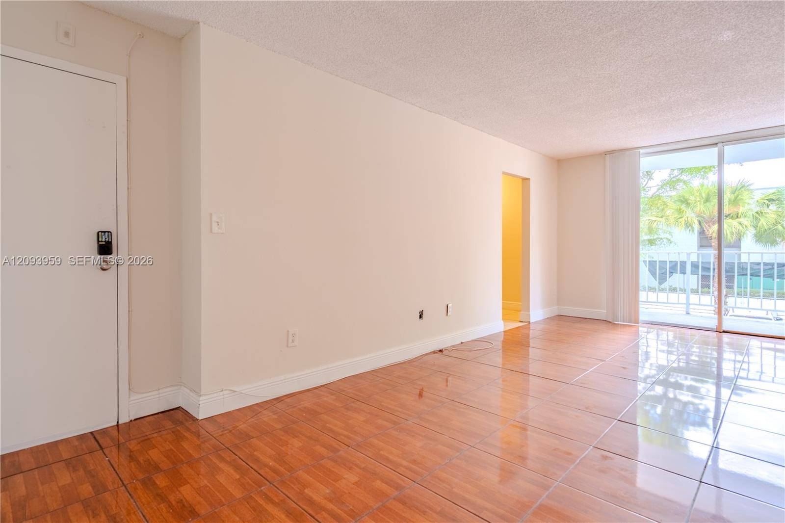 482 NW 165th St Road