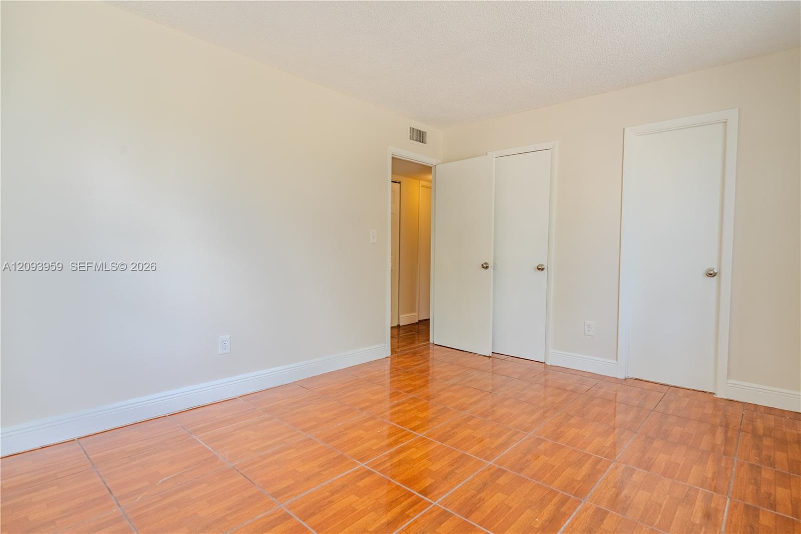 482 NW 165th St Road