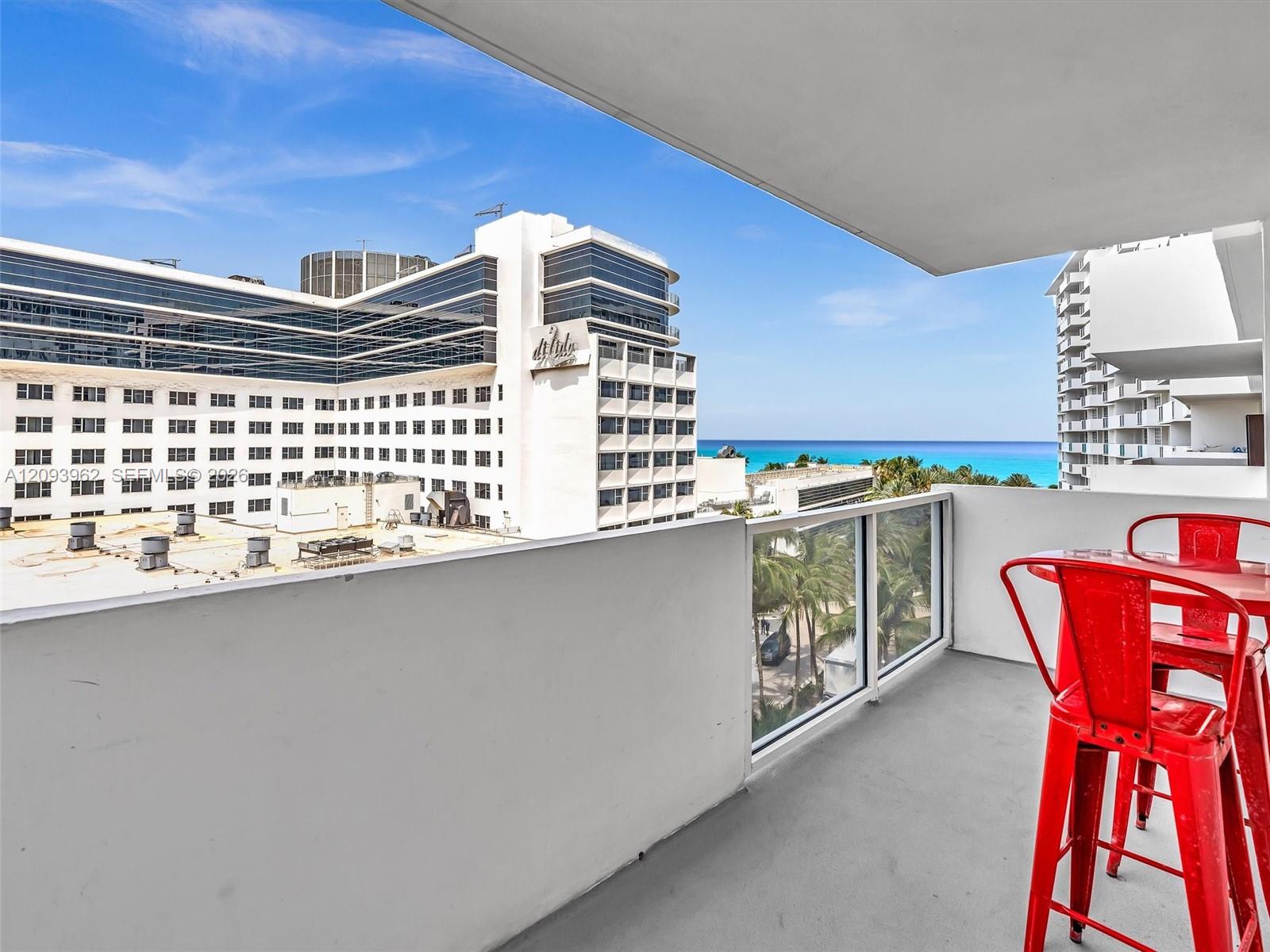 100 Lincoln Road