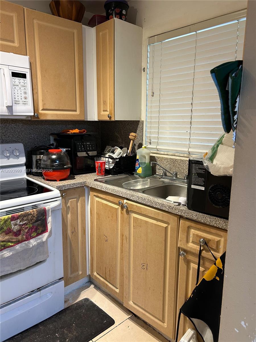 770 NE 128th Street