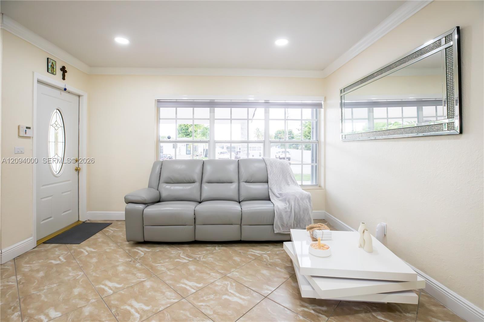 188 E 59th Street
