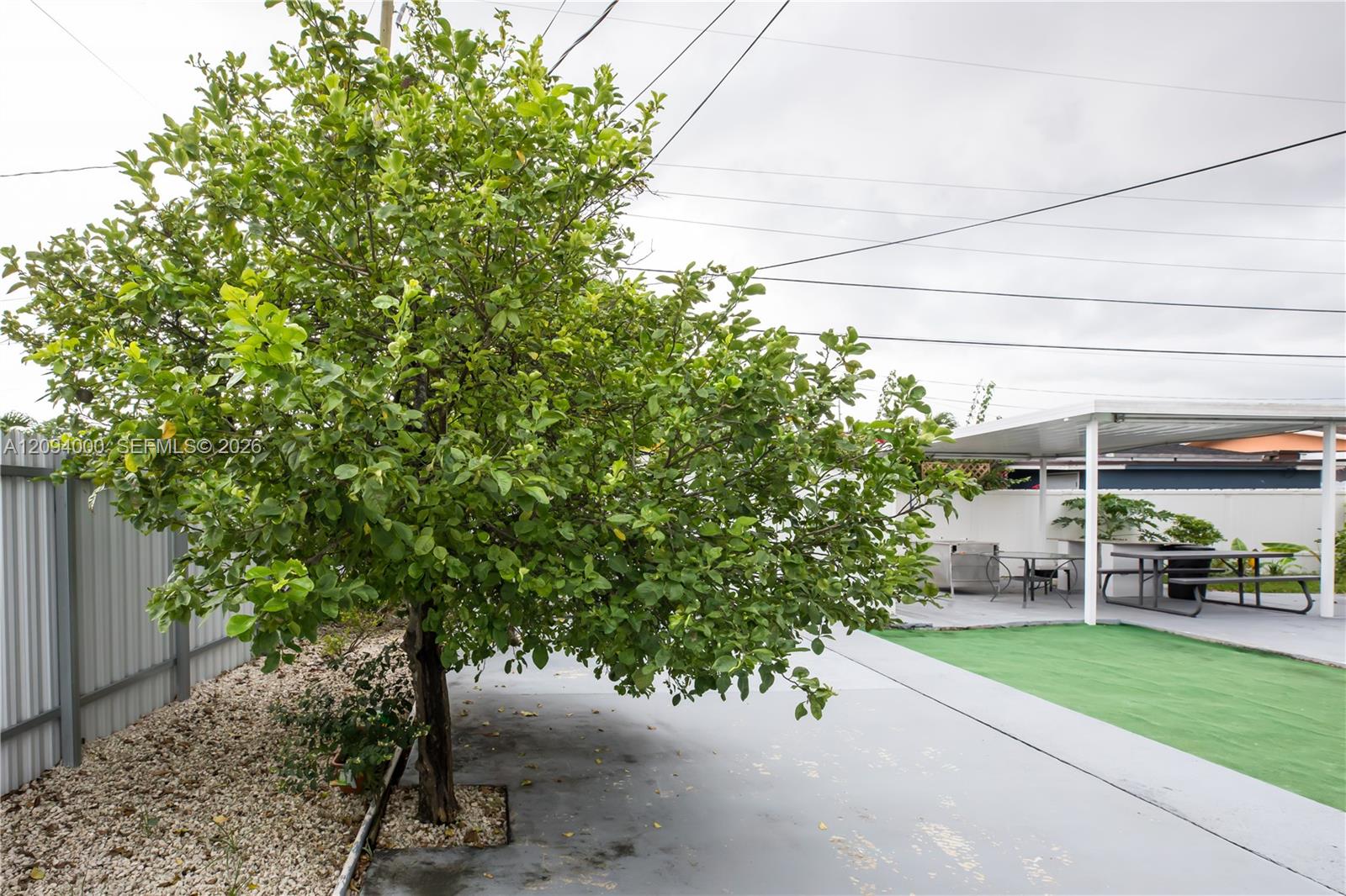 188 E 59th Street