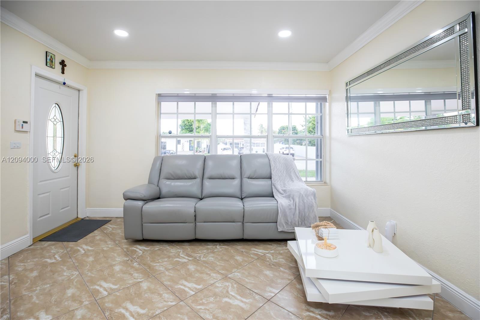 188 E 59th Street