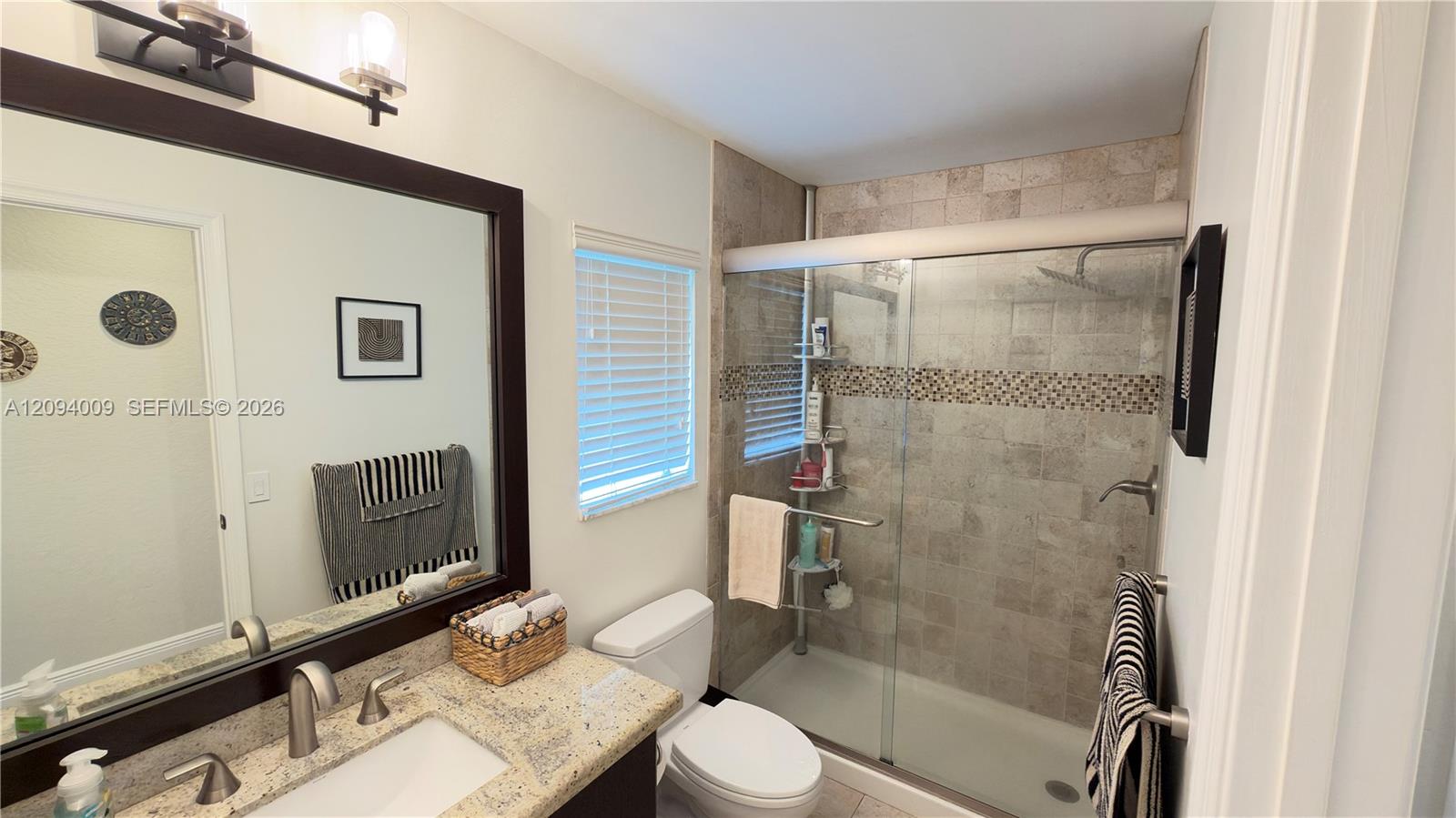1596 Canary Island Drive gallery image #36