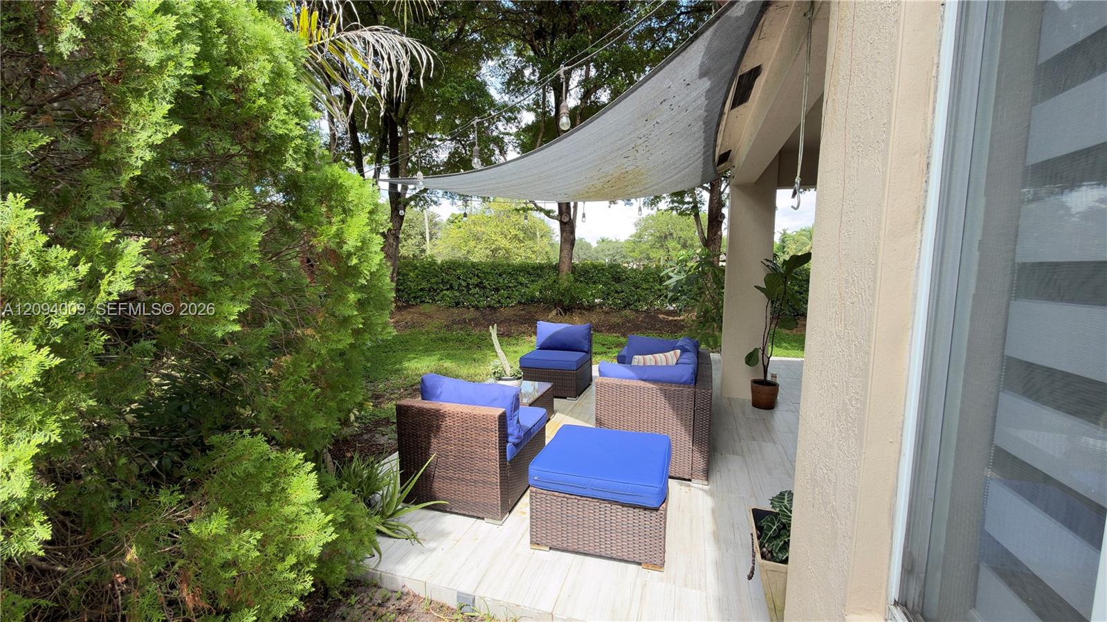 1596 Canary Island Drive gallery image #43