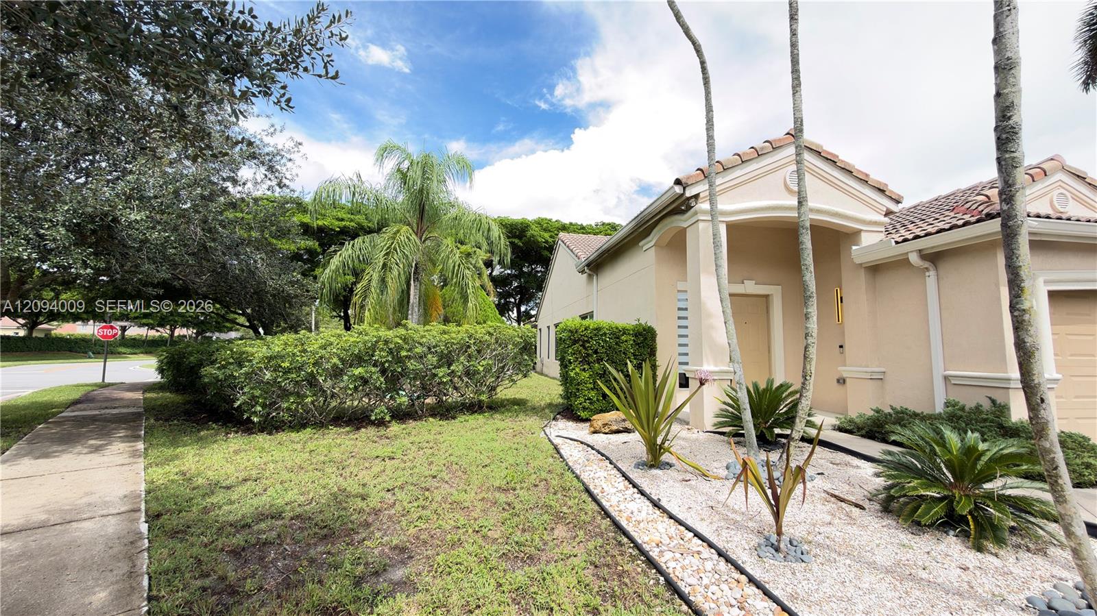 1596 Canary Island Drive gallery image #59
