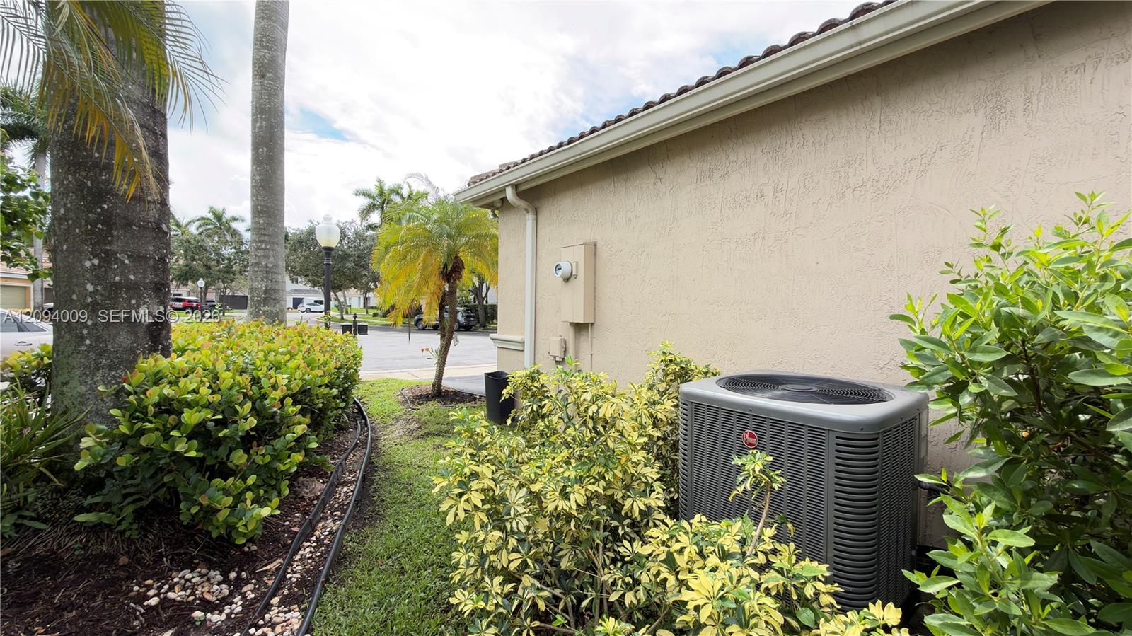 1596 Canary Island Drive gallery image #64
