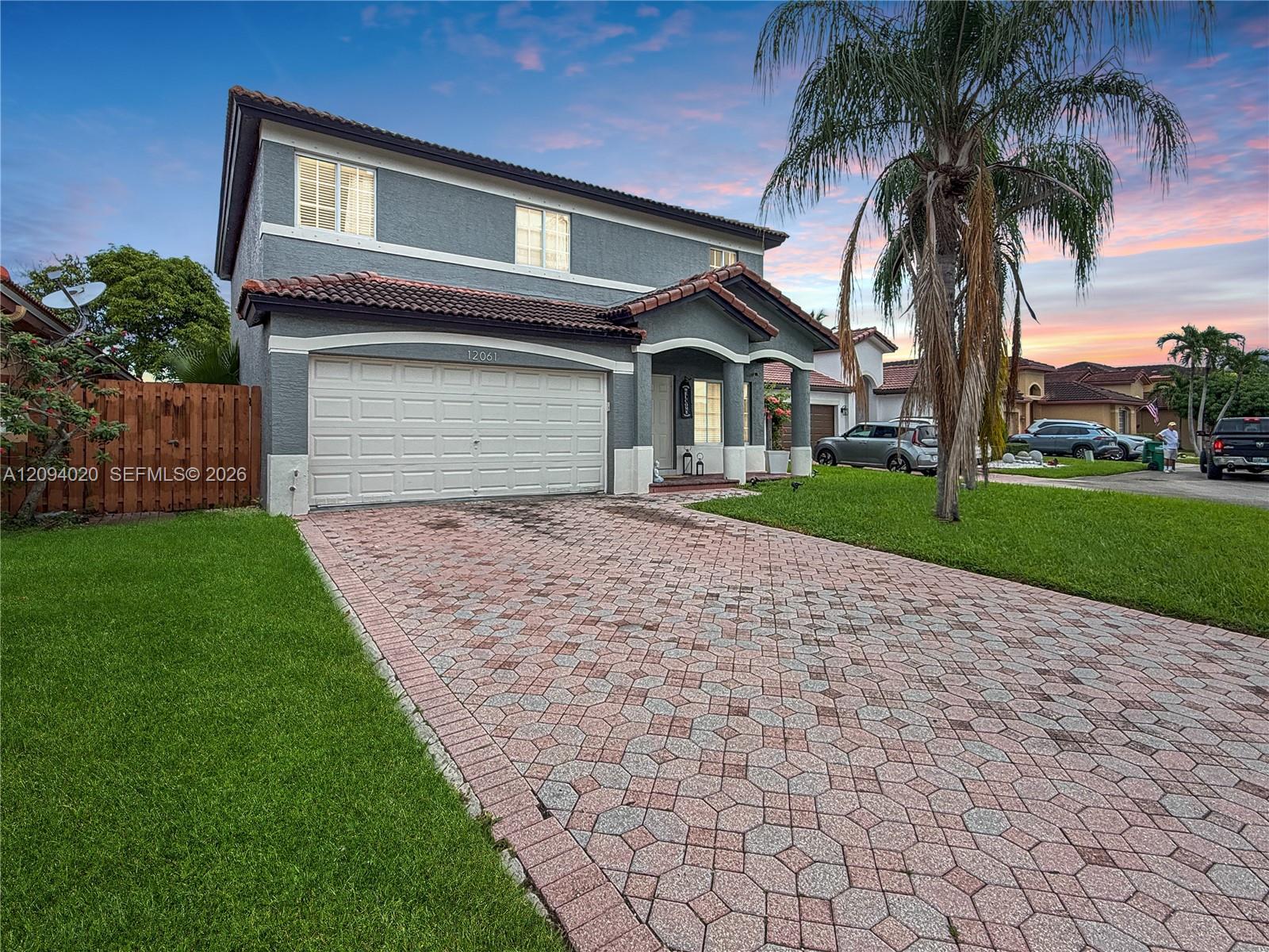 12061 SW 135th Terrace gallery image #1