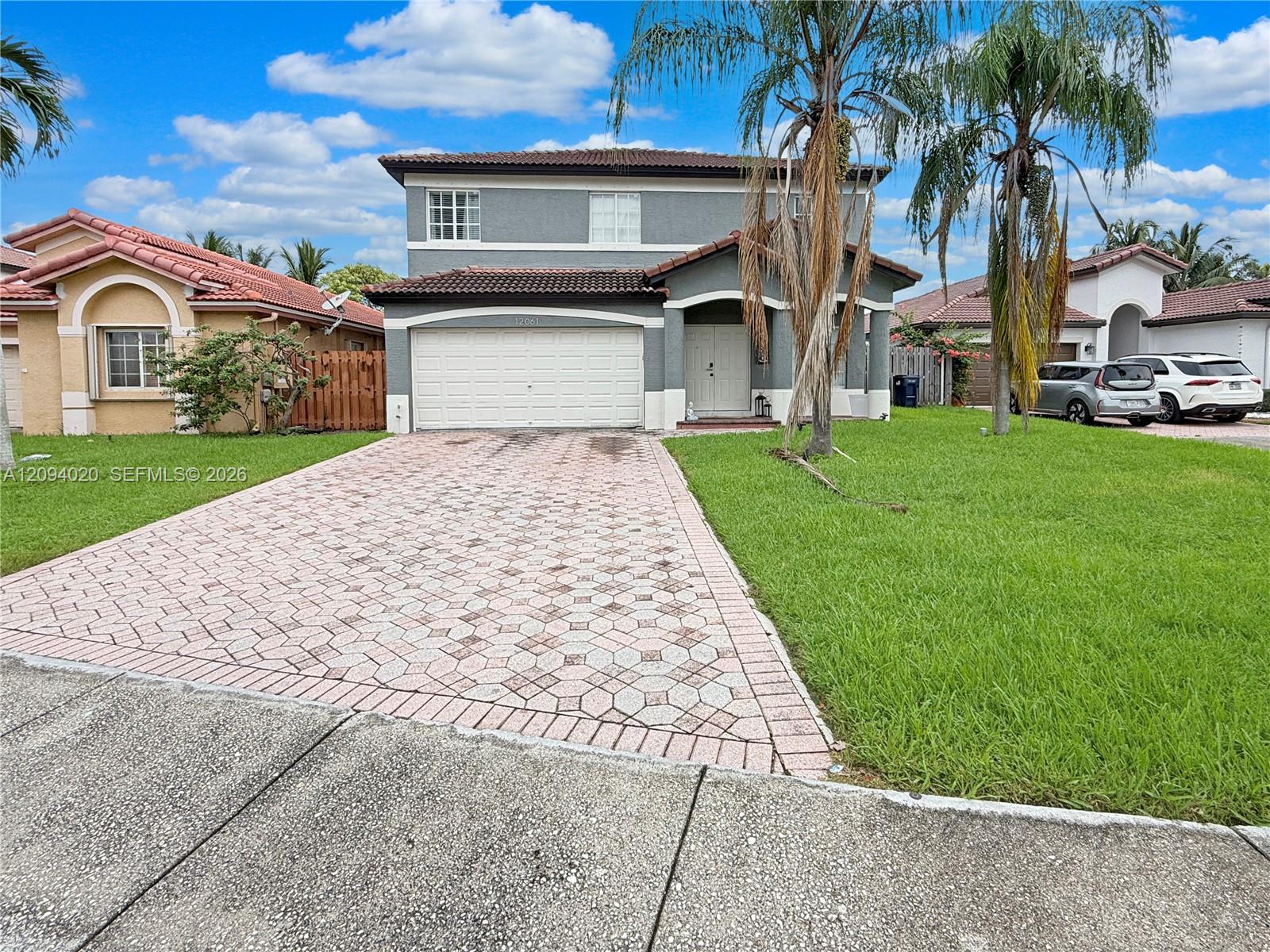 12061 SW 135th Terrace gallery image #2