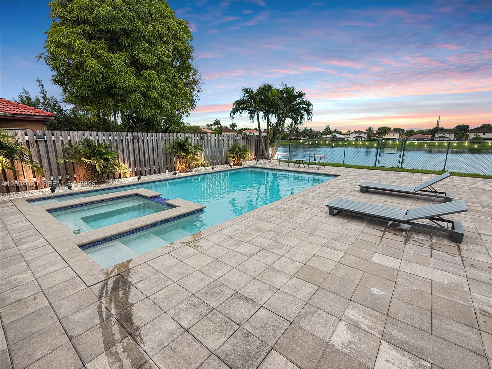 12061 SW 135th Terrace gallery image #28