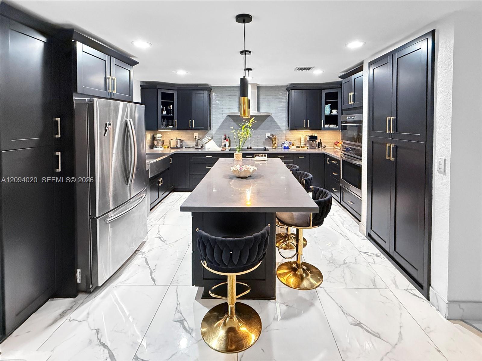 12061 SW 135th Terrace gallery image #7