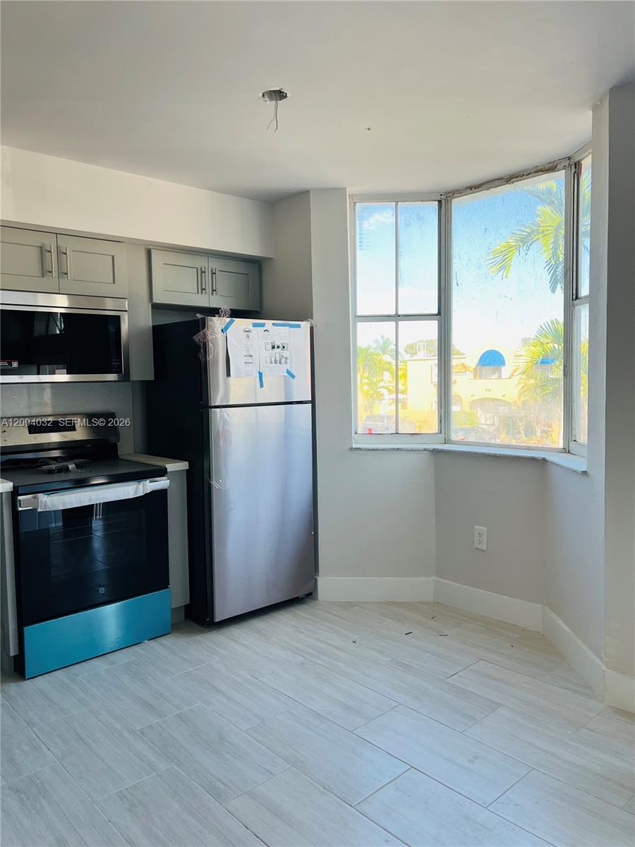 380 NW 85th Place