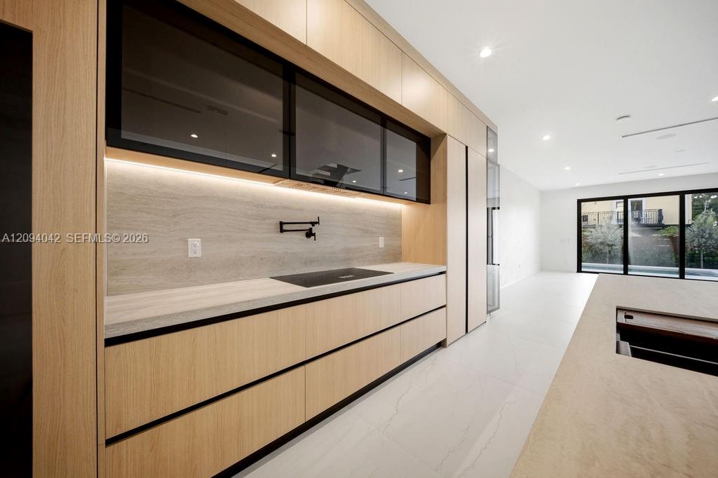 1332 NE 16th Terrace