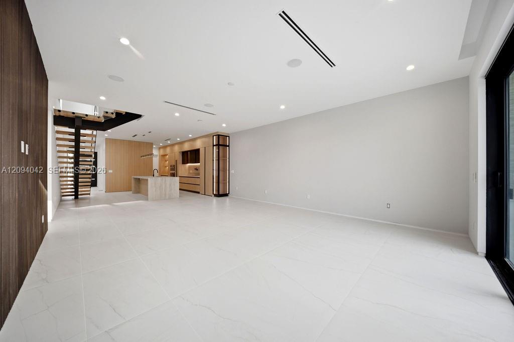 1332 NE 16th Terrace