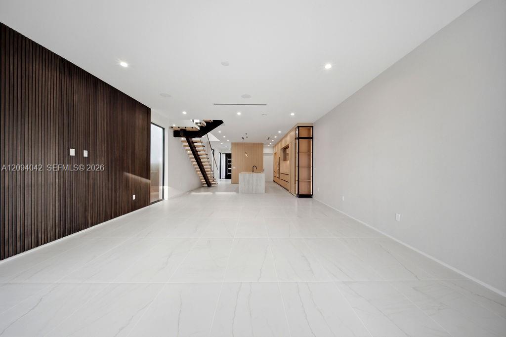 1332 NE 16th Terrace