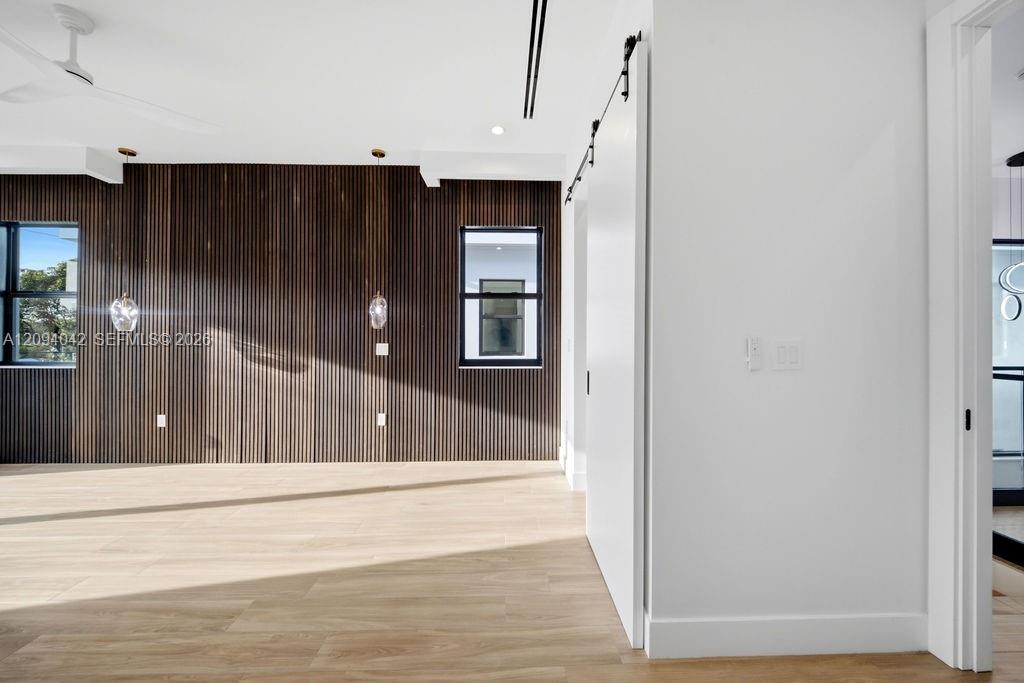 1332 NE 16th Terrace