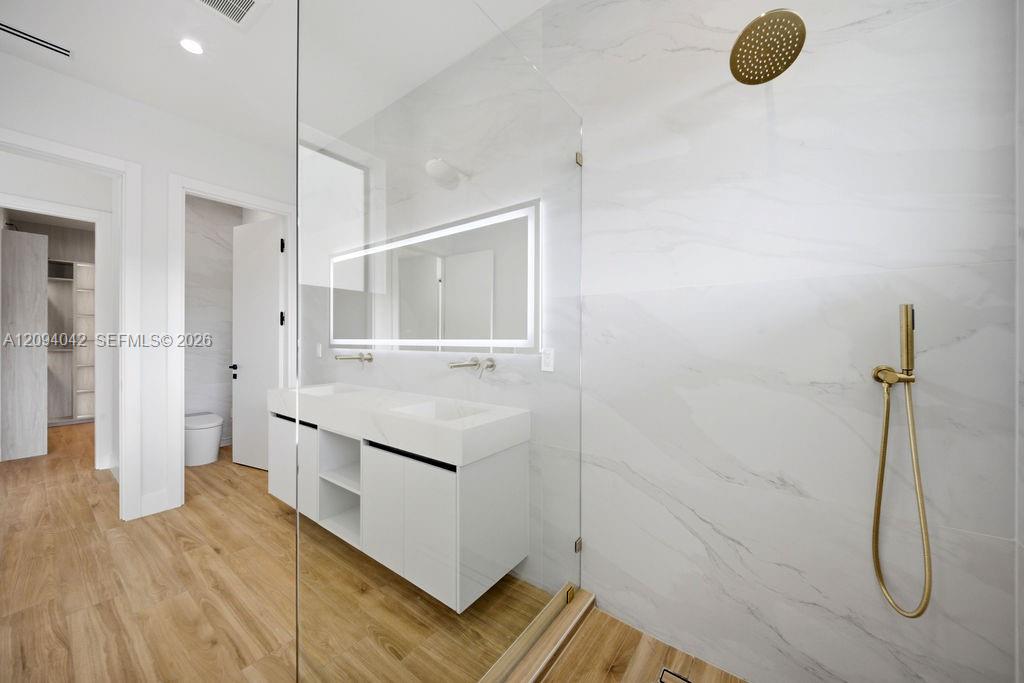 1332 NE 16th Terrace