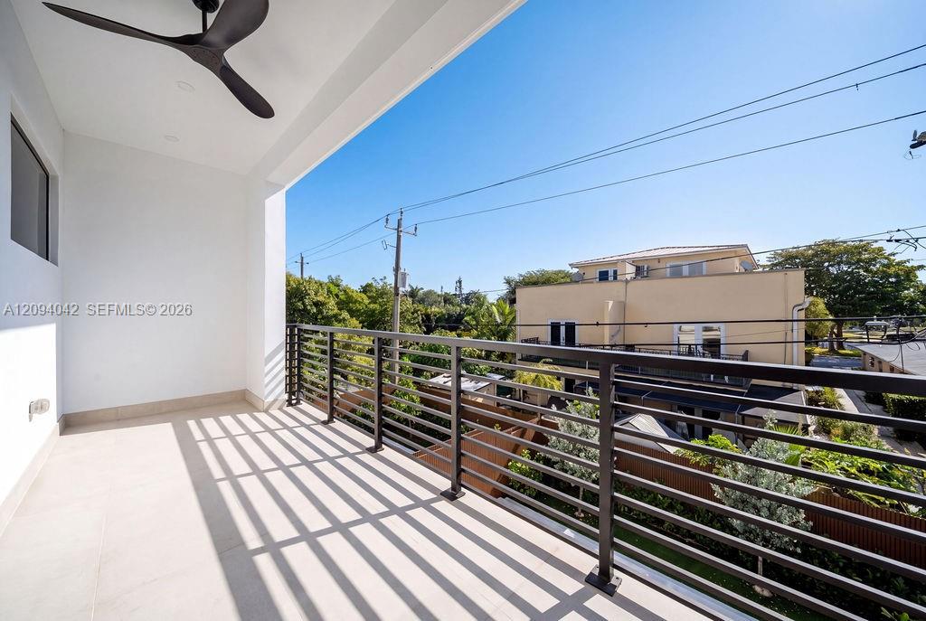 1332 NE 16th Terrace