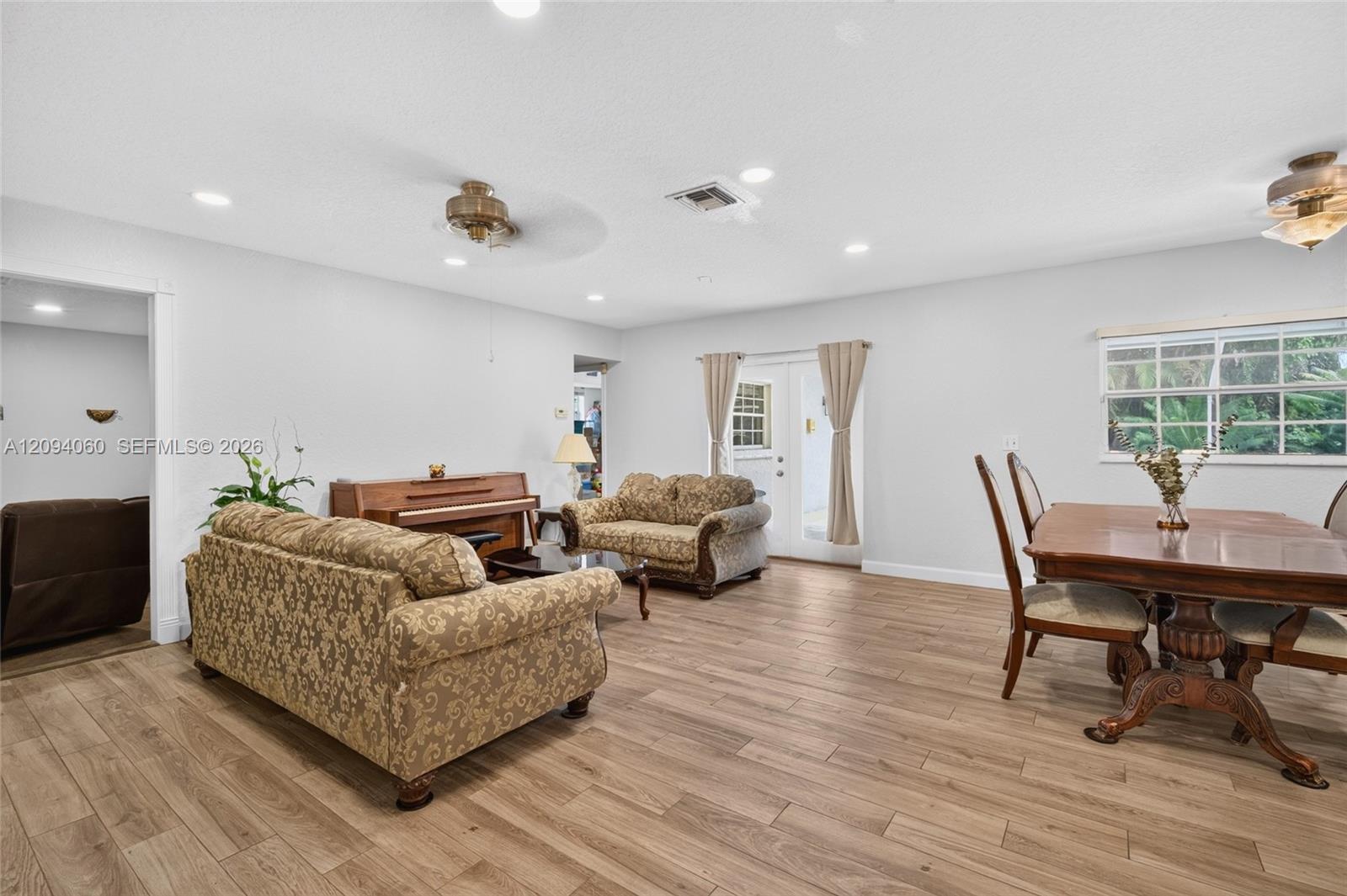 17435 SW 109th Court gallery image #12