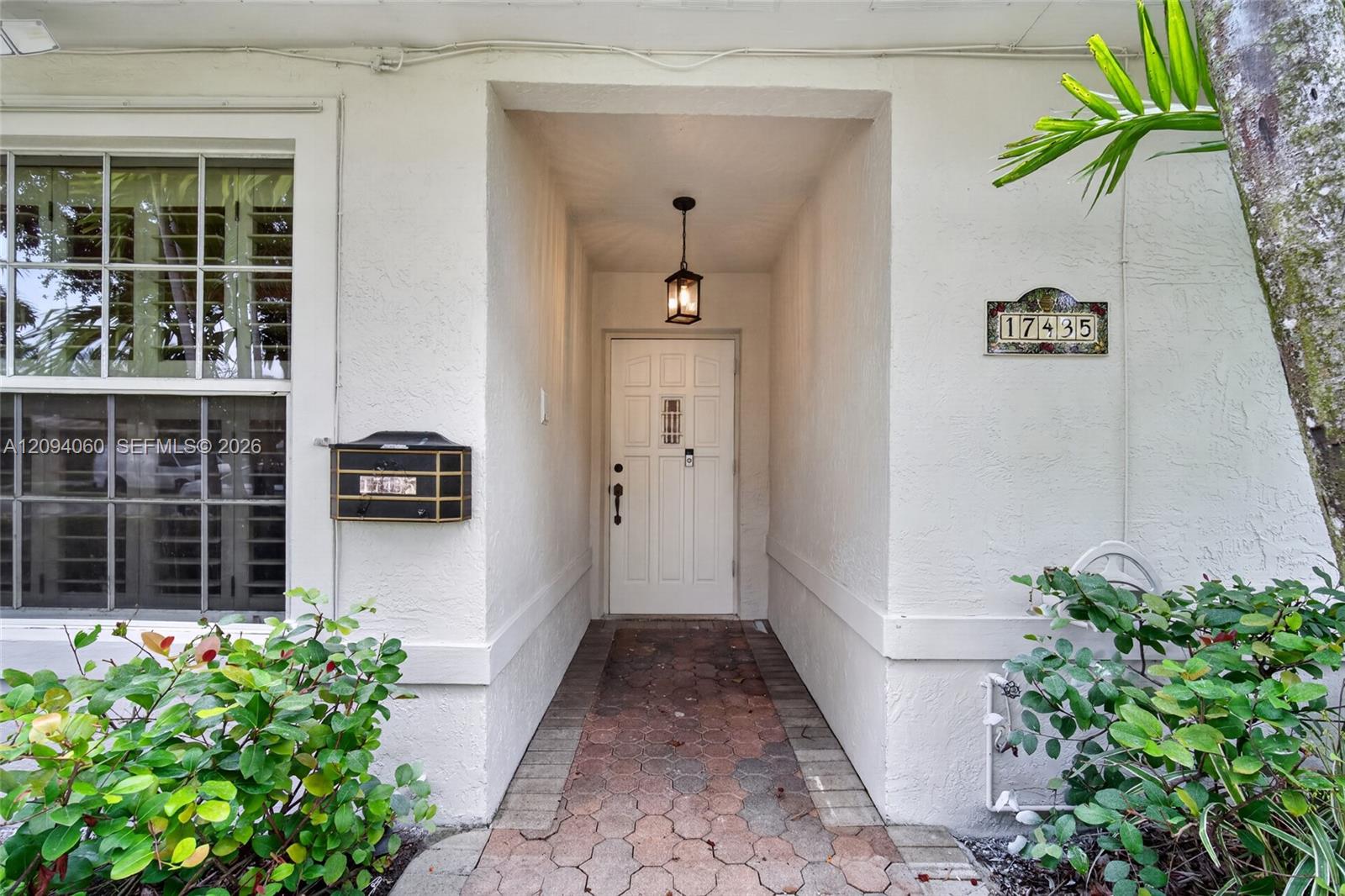 17435 SW 109th Court gallery image #2