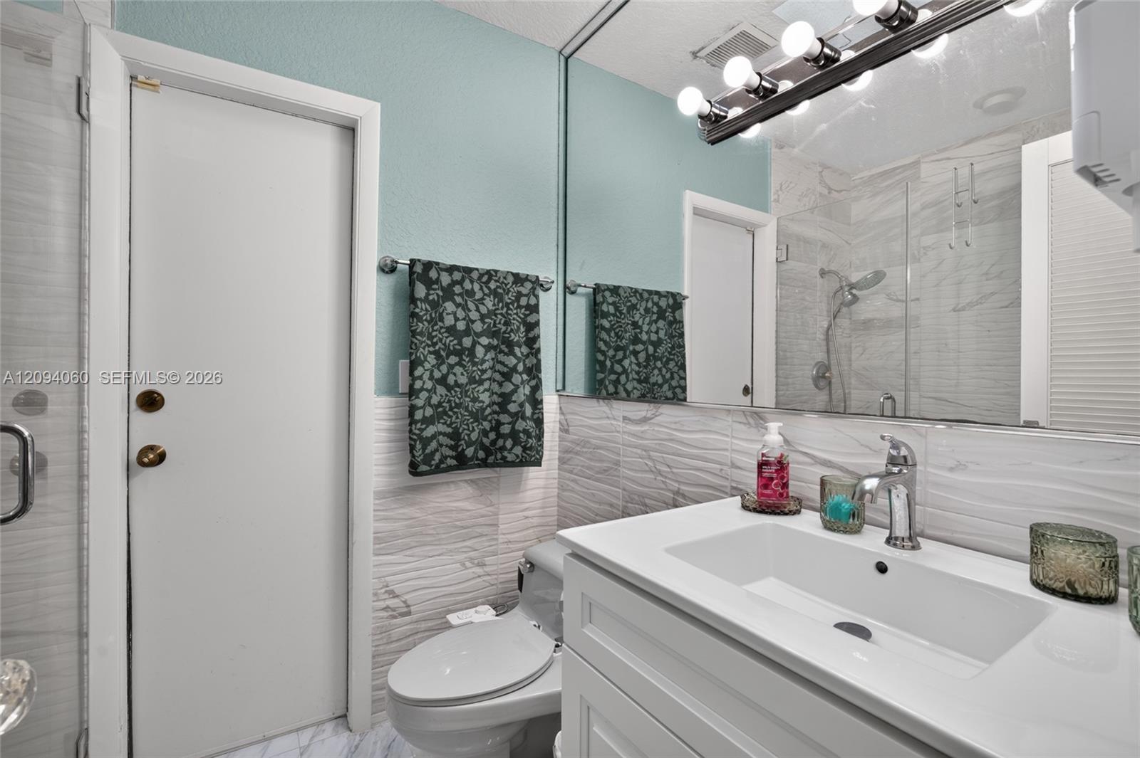 17435 SW 109th Court gallery image #28