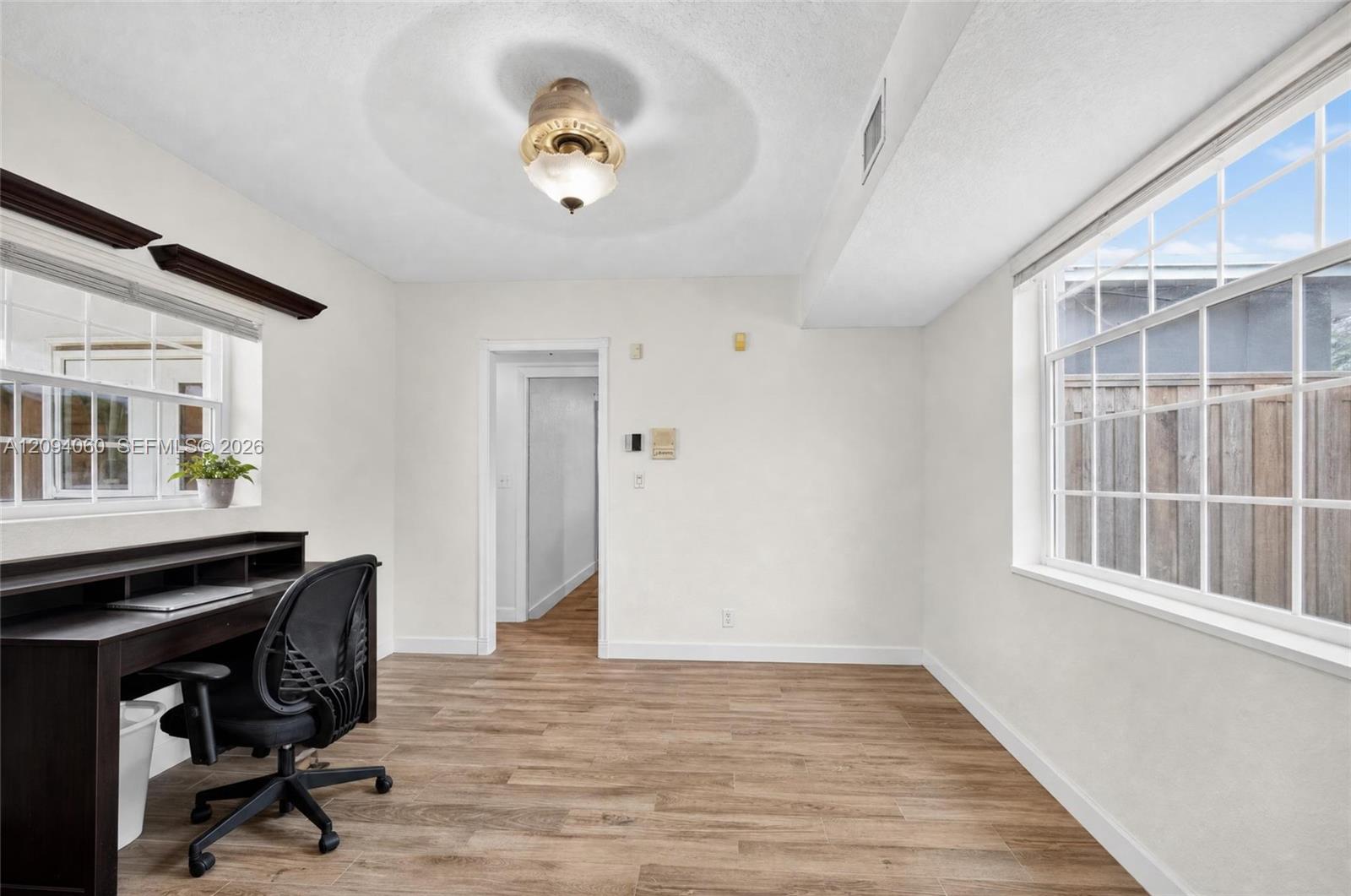 17435 SW 109th Court gallery image #30