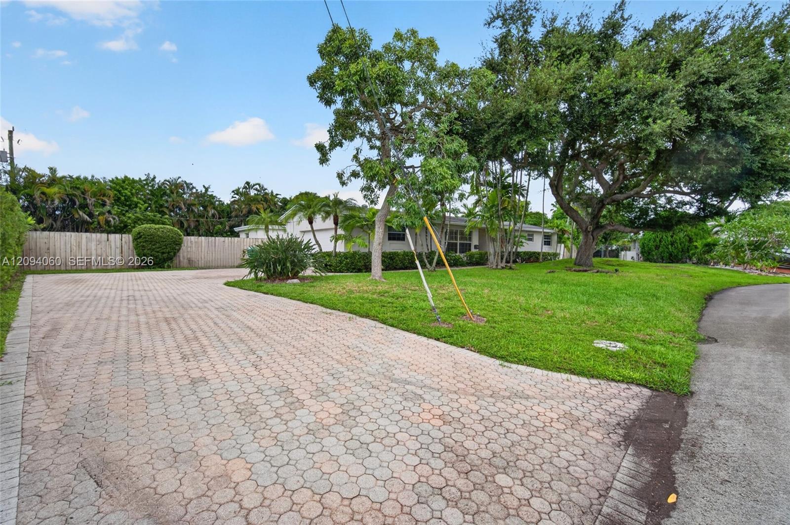 17435 SW 109th Court gallery image #46
