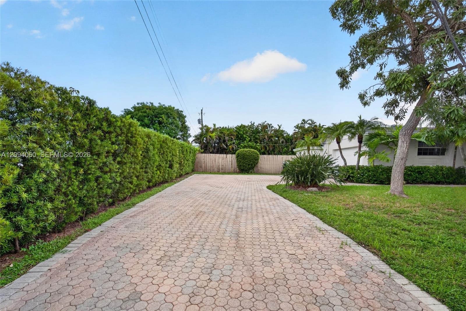 17435 SW 109th Court gallery image #47
