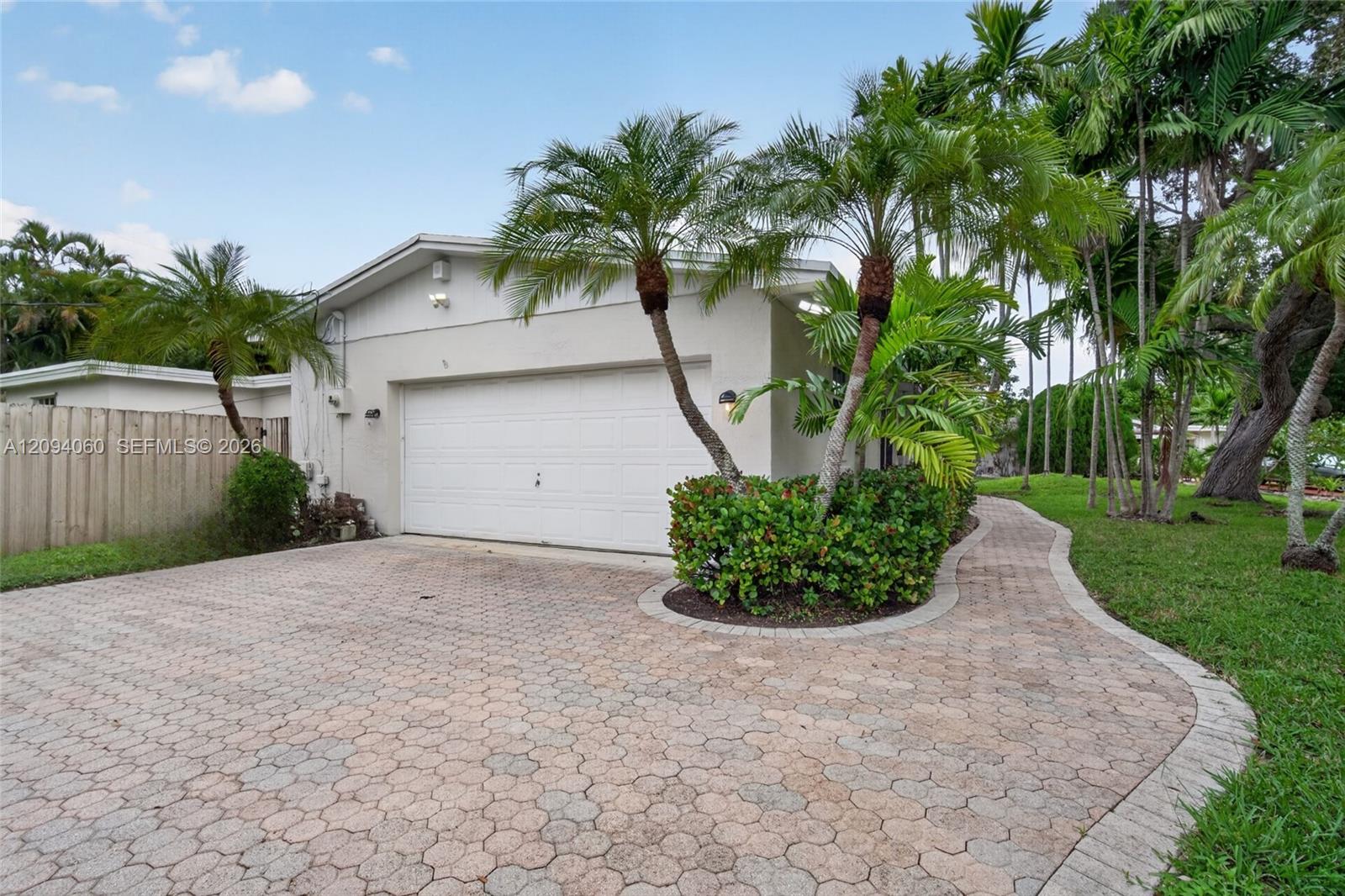 17435 SW 109th Court gallery image #48