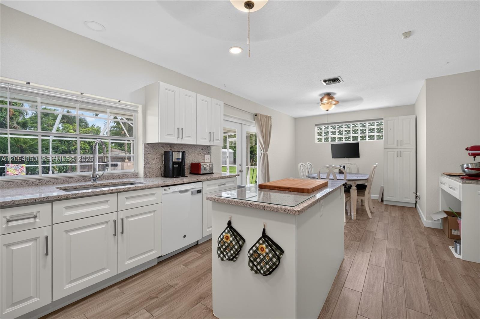 17435 SW 109th Court gallery image #8