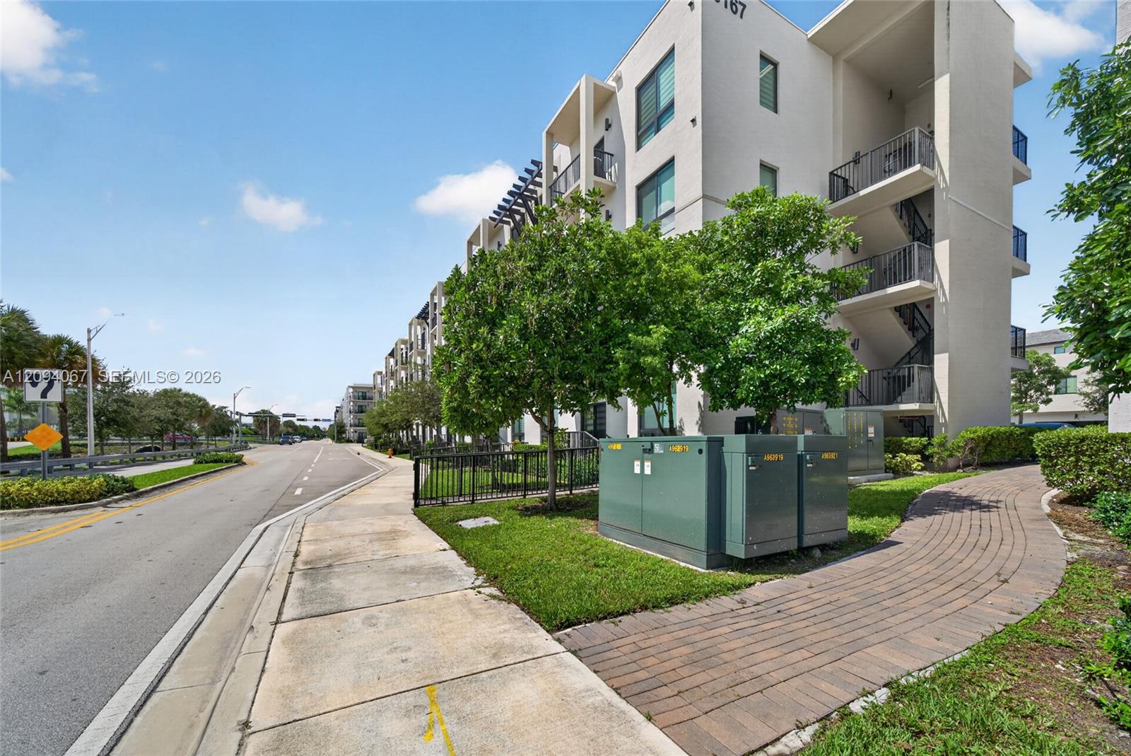 8167 NW 41st Street