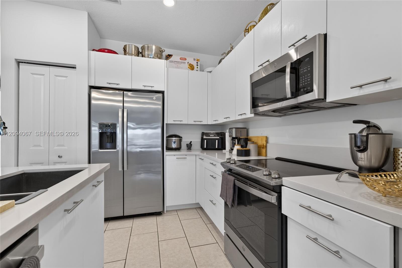 8167 NW 41st Street