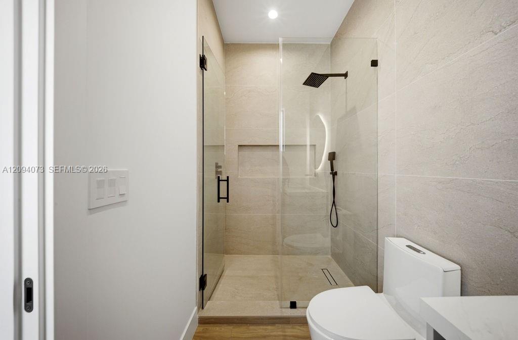 1322 NE 16th Terrace