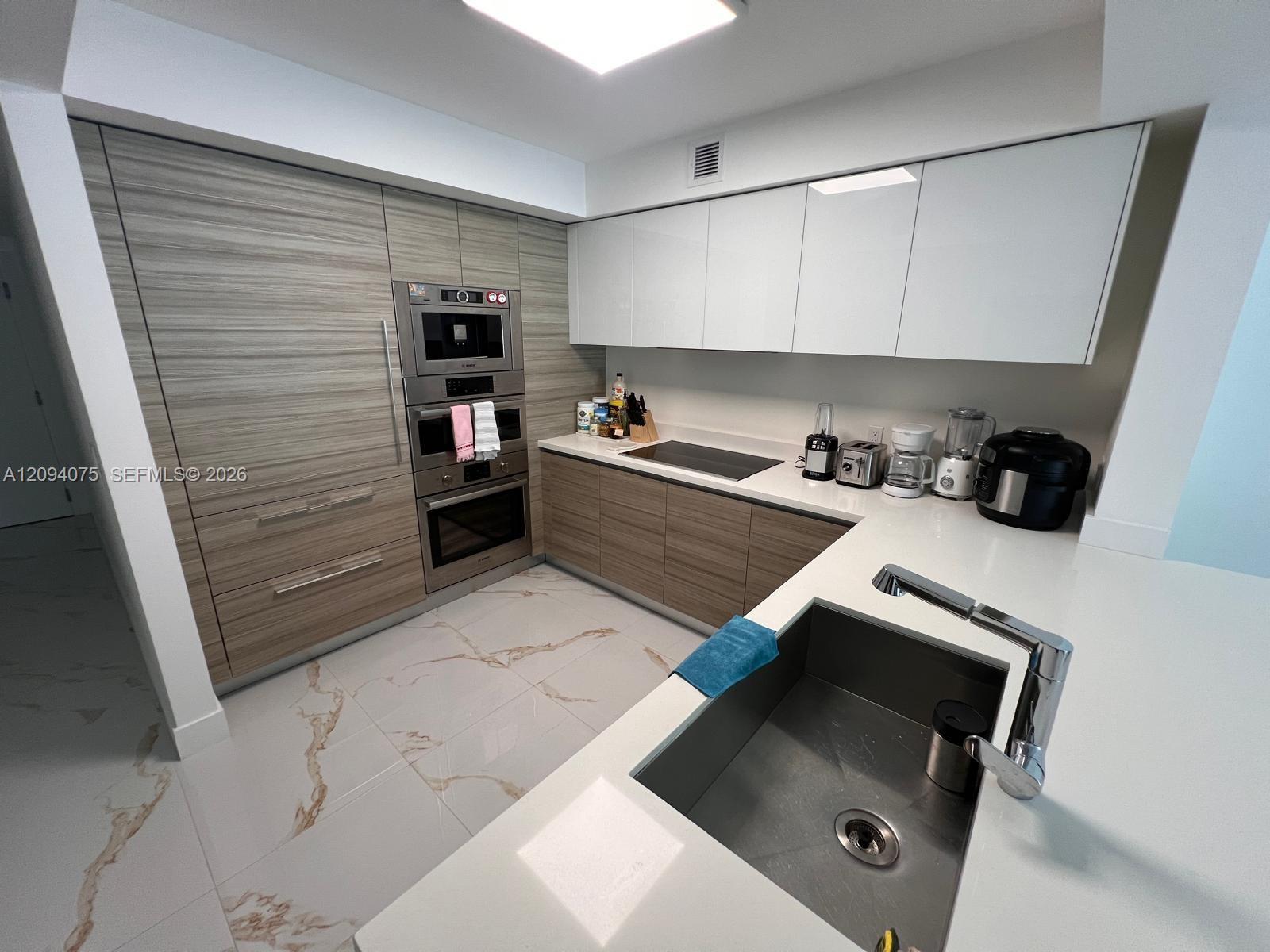 300 Sunny Isles Boulevard