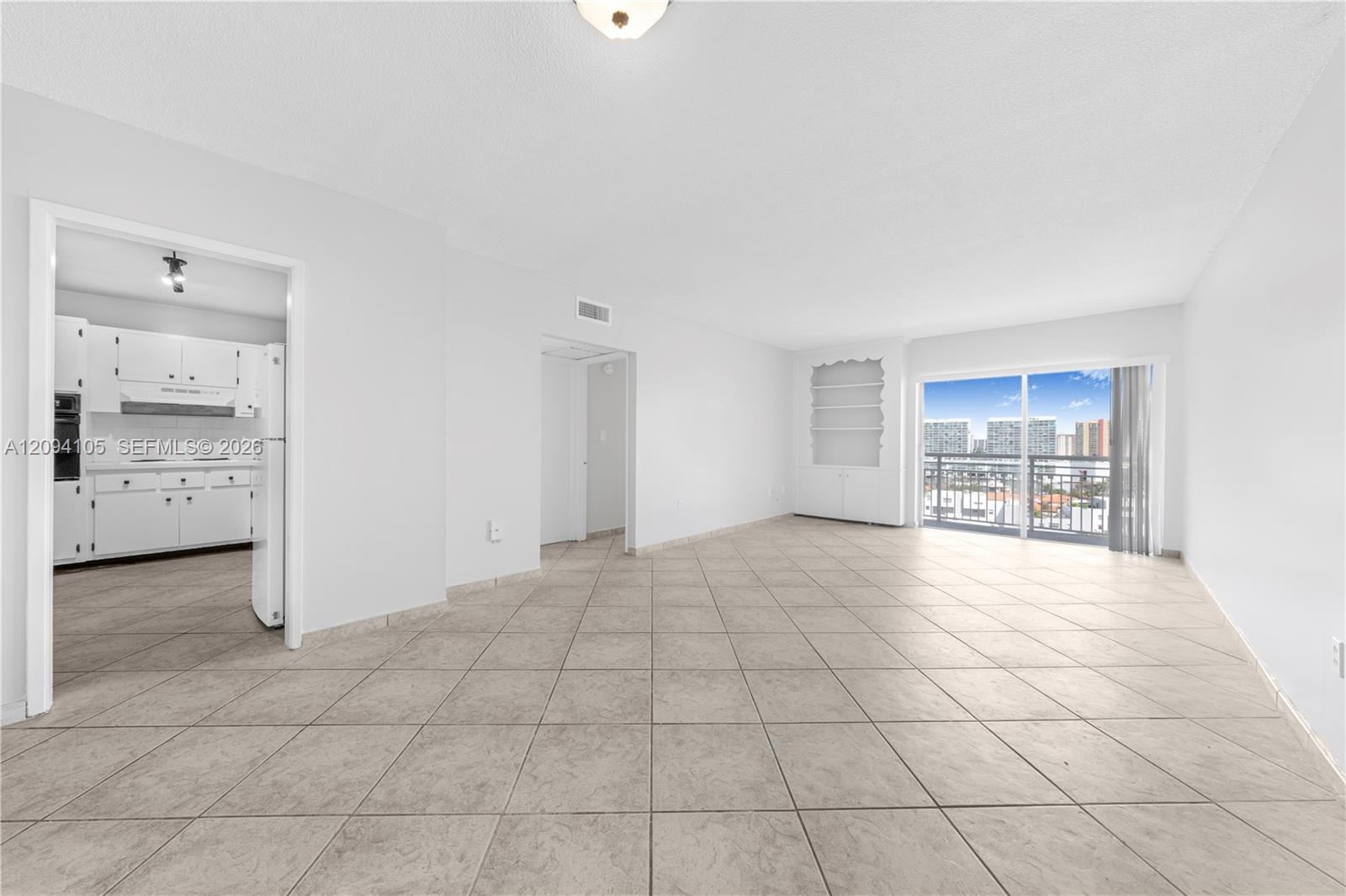 400 Kings Point Drive