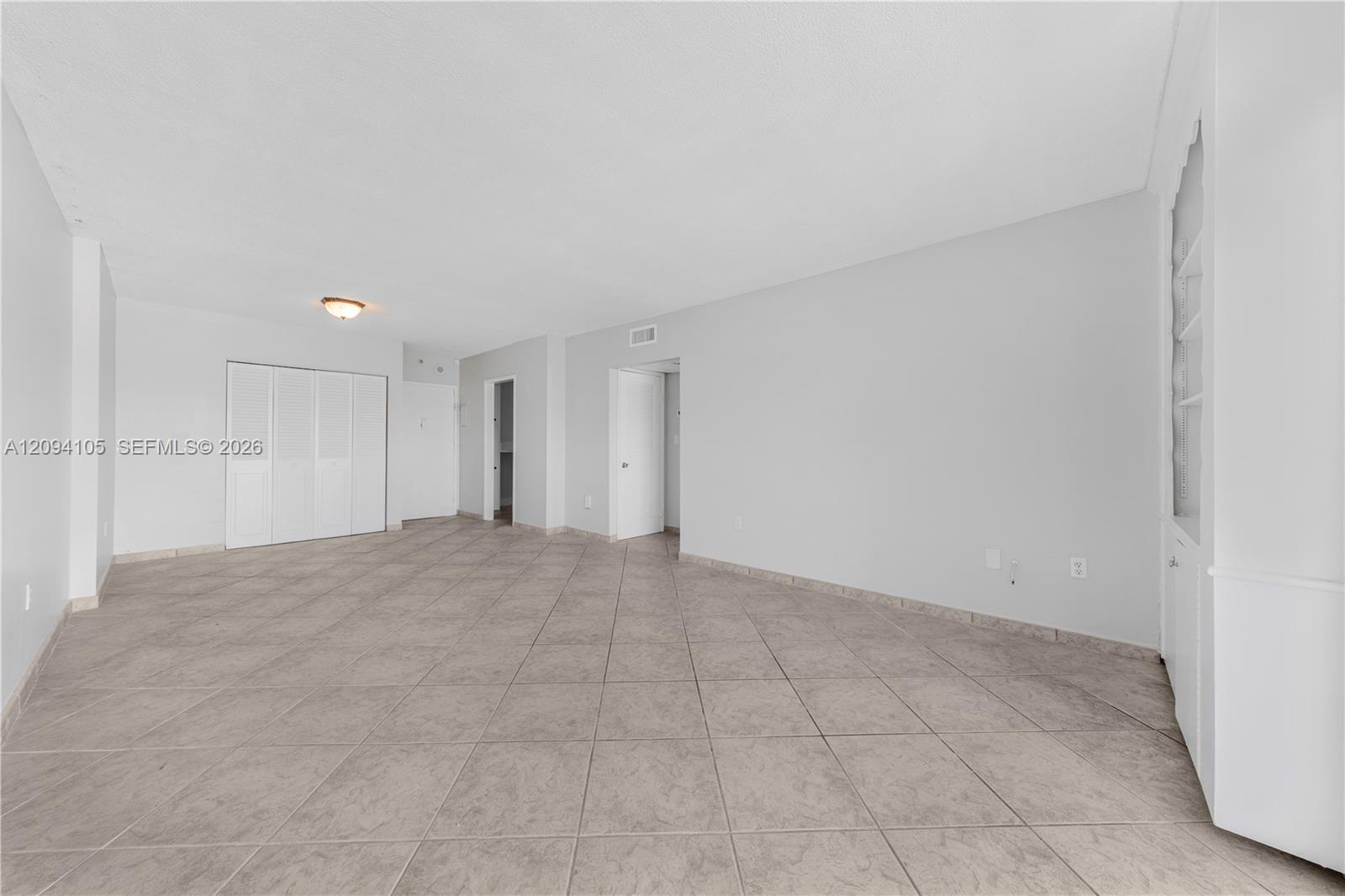 400 Kings Point Drive