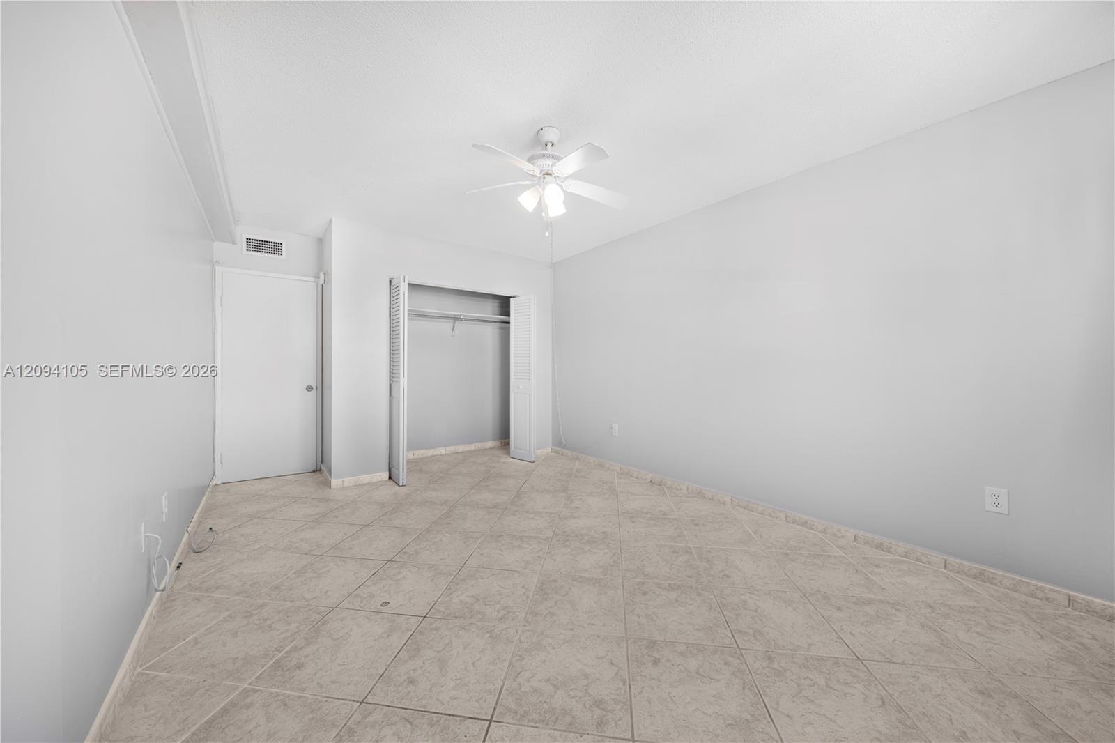 400 Kings Point Drive