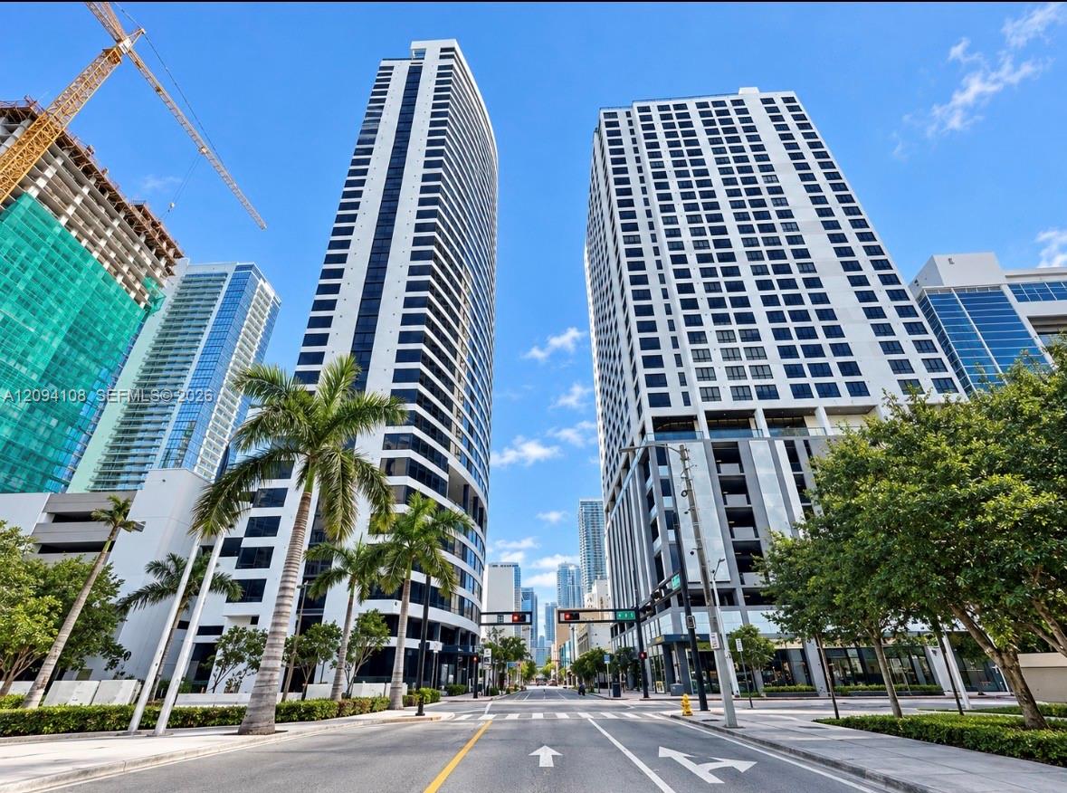225 N Miami Avenue