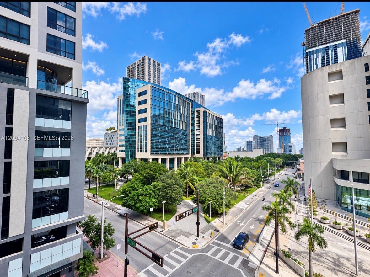 225 N Miami Avenue