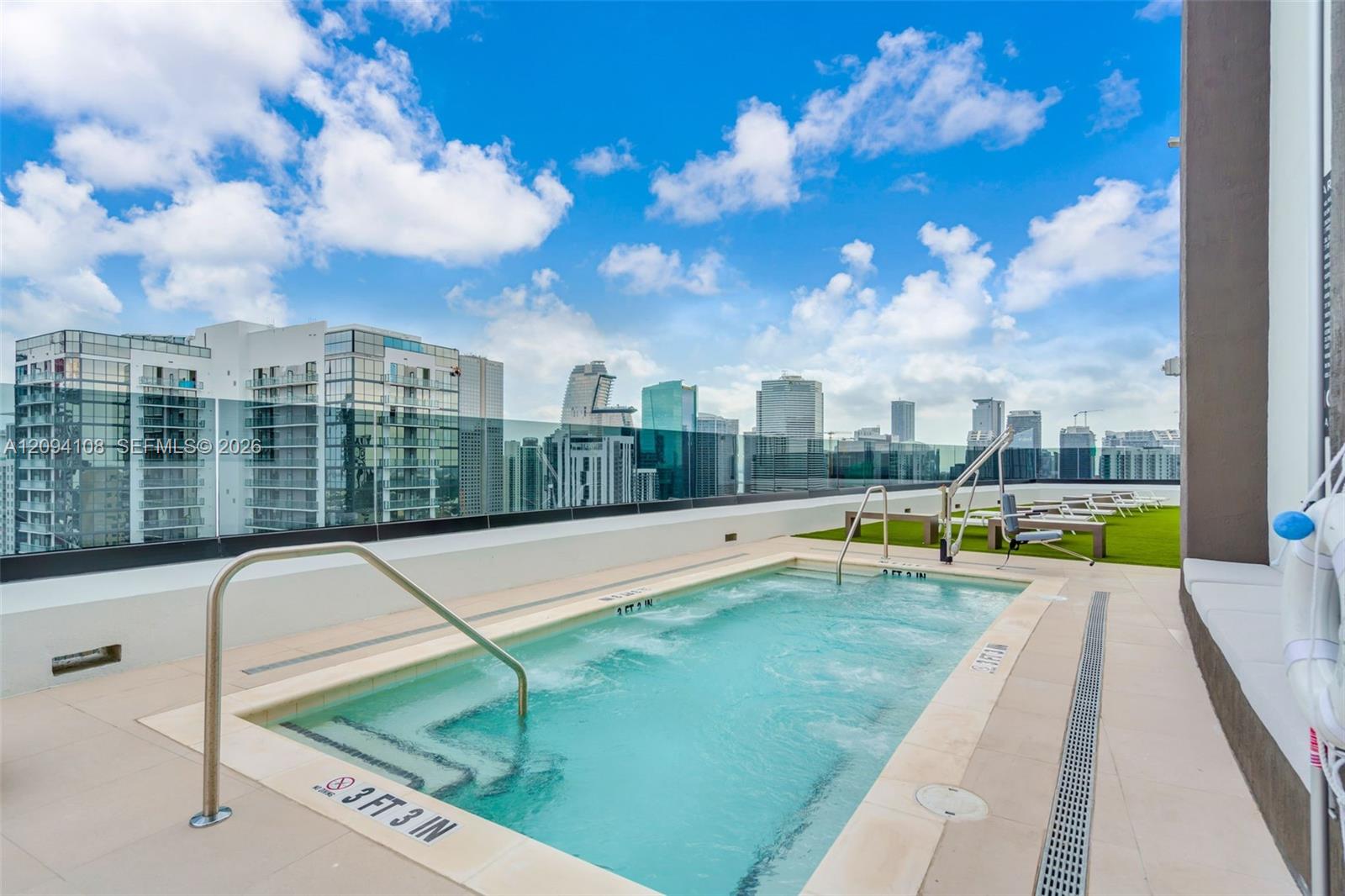 225 N Miami Avenue