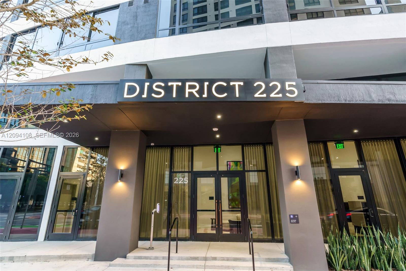 225 N Miami Avenue